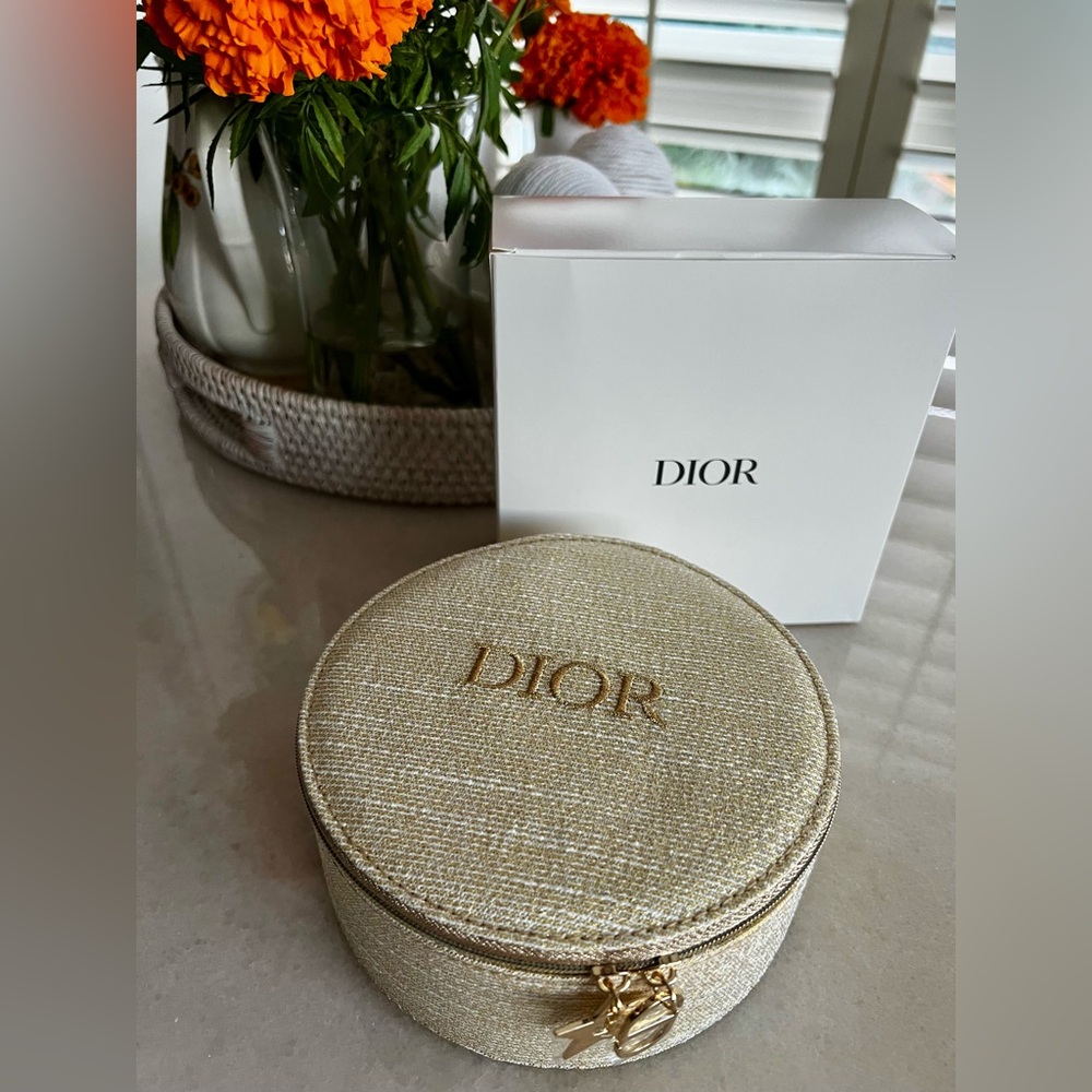 Dior Round Mirrored Vanity